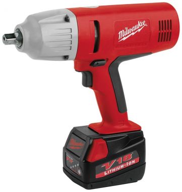 Гайковерт ударный MILWAUKEE 1/2" V18 IW 4933401400 ― MILWAUKEE