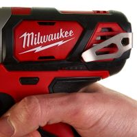 Импульсный гайковерт MILWAUKEE 1/4'' M12 BIW14-202С 4933441970-Р