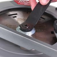 Пила циркулярная по дереву M18 FUEL™ с задней рукояткой MILWAUKEE 4933471444
