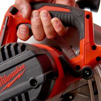Циркулярная пила MILWAUKEE CS 85 235 мм 4933459032