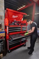 Инструментальная тележка 46˝ / 117 см, 10 полок MILWAUKEE 4932478852