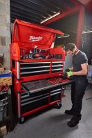 Инструментальная тележка 46˝ / 117 см, 10 полок MILWAUKEE 4932478852